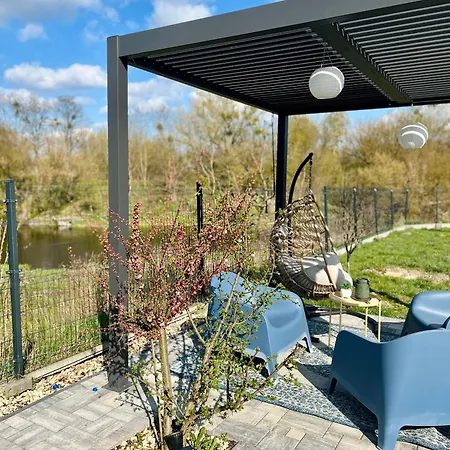 Letniskowy Z Jacuzzi Nad Rzeka Bzura Zukow (Sochaczew)