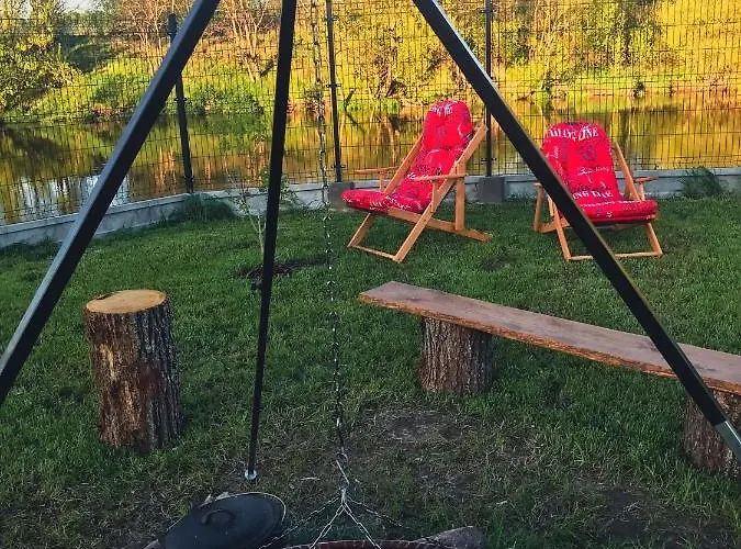 Hébergement de vacances Letniskowy Z Jacuzzi Nad Rzeka Bzura *